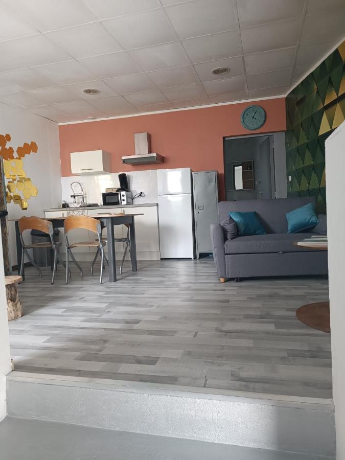 Apartment L'annexe De L'usine Moderne De Campagne Saint-Quentin-Lamotte-Croix-au-Bailly